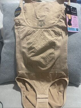 ❤️NEW!!!❤️ Seamless Shapewear Bodysuit - Nude